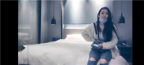 F罩杯极品外围甜妹女神，诱惑甜心让你欲火焚身